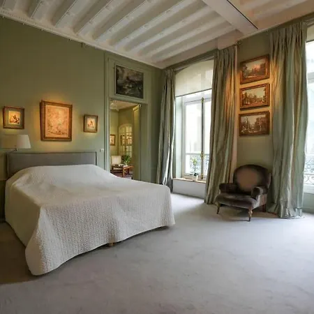 Luxurious Near Opera * Paris