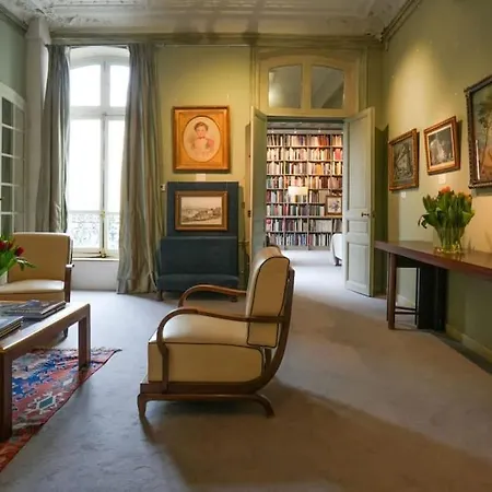 Apartment Luxurious Near Opera